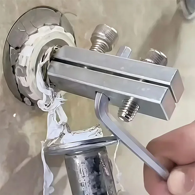 مستخرج عالمي لكسر أنابيب المياه