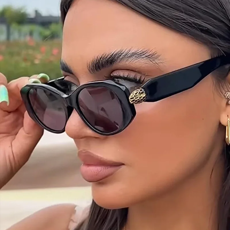 نظارات شمسية فاخرة بعيون القط