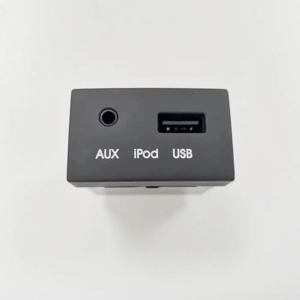 محول AUX وUSB هيونداي أكسنت 2011-2013