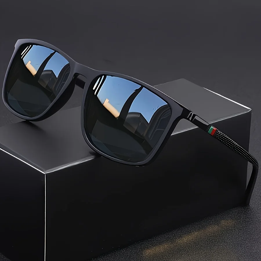 Classic Square Men’s Sunglasses