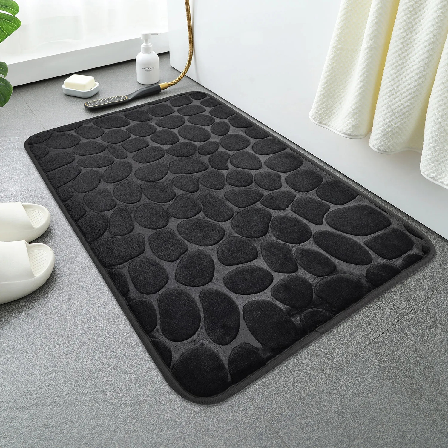 Cobblestone Embossed Non-slip Bath Mat