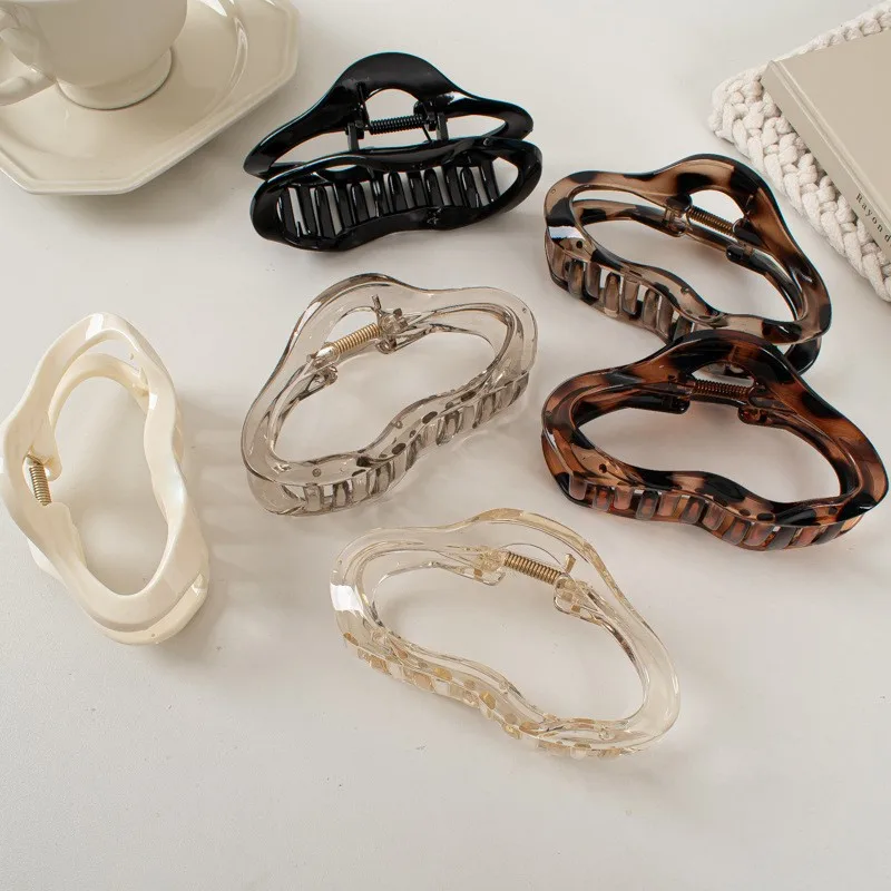 Large Irregular Tortoiseshell Hair Claw Clips