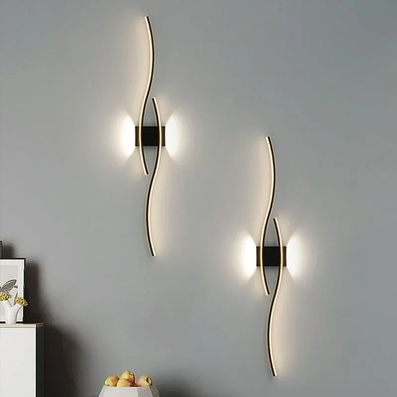 مصباح LED طويل للجدار لزينة المنزل