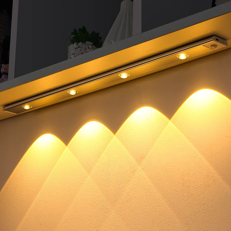 مصباح LED لاسلكي بخاصية الاستشعار