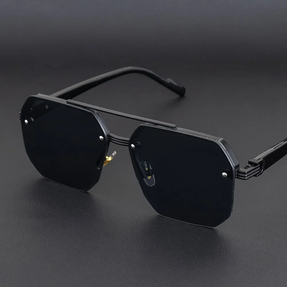 Men’s Retro Metal Square Sunglasses