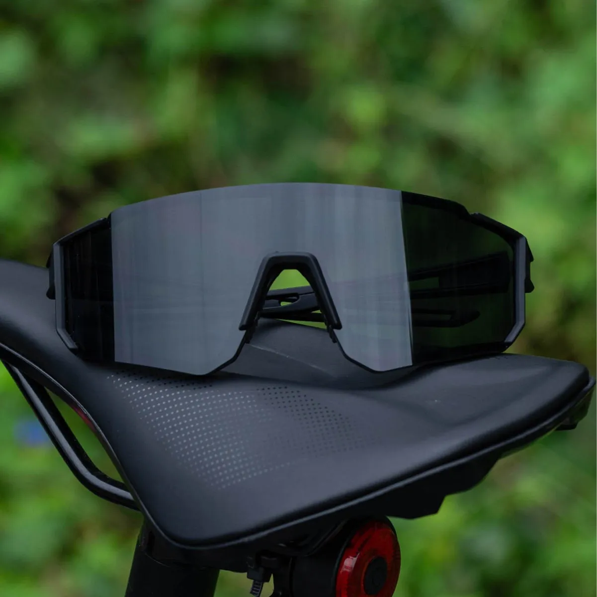 Men’s and Women’s UV Protection Sunglasses