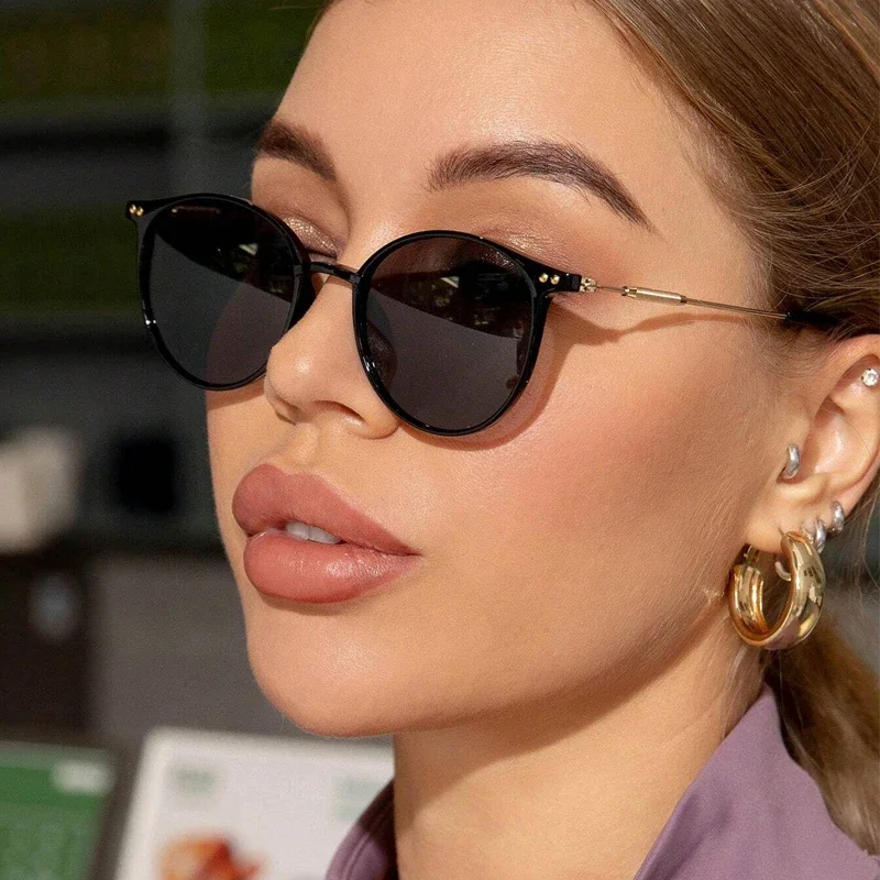 Vintage Round Sunglasses for Women