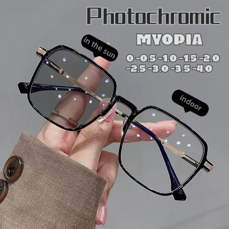 Photochromic Myopia Glasses for Men and Women