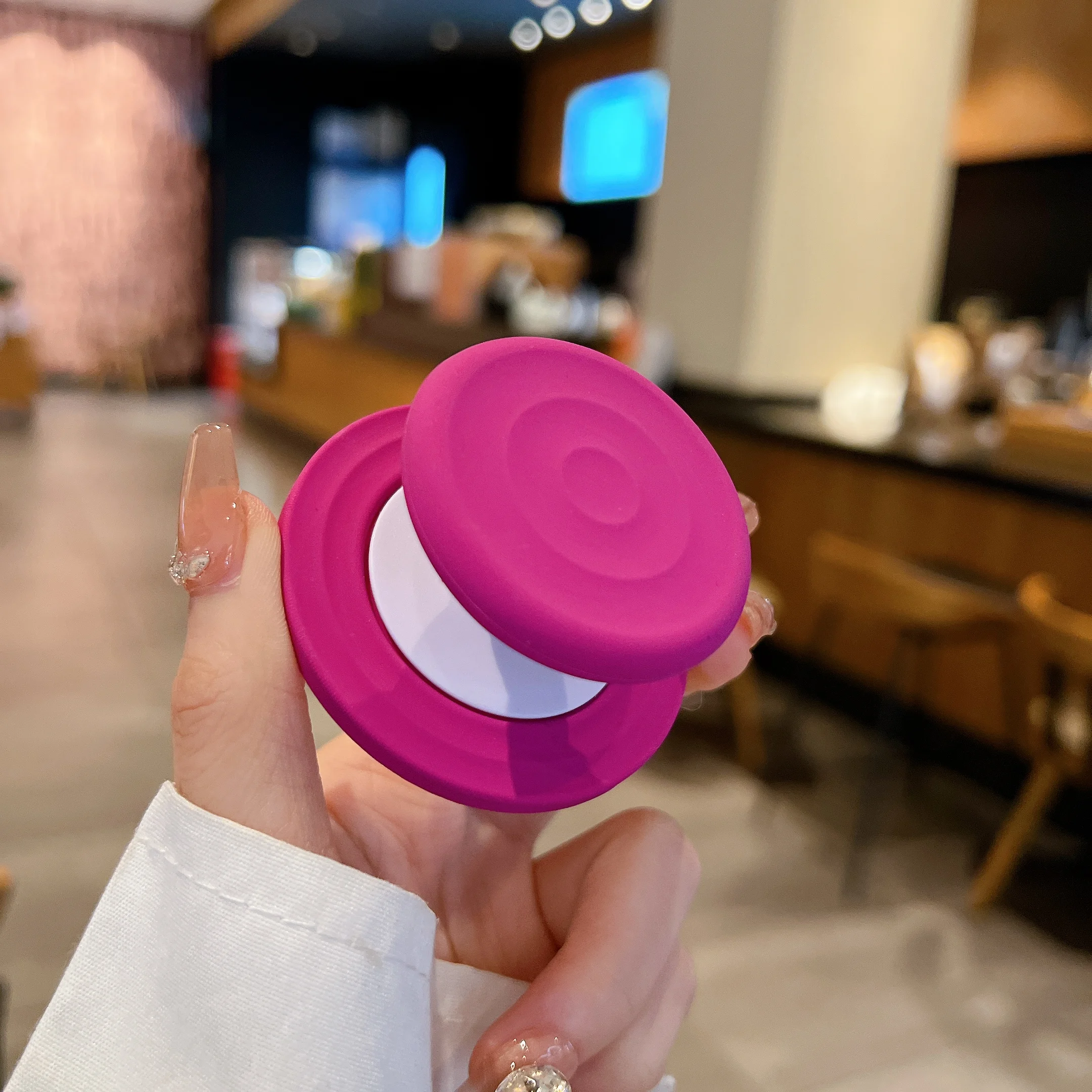 Silicone Magnetic Phone Mount Grip Holder