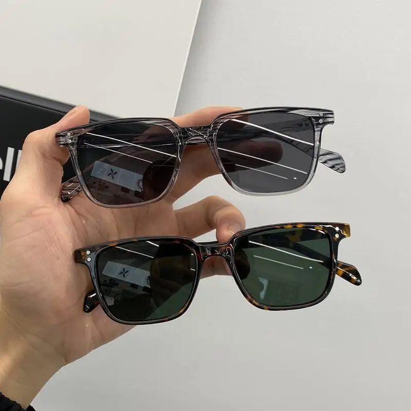 Stylish Rectangle Vintage Sunglasses for Everyone