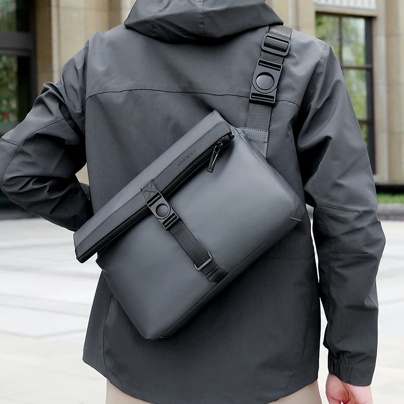 Retro Large Capacity Business Crossbody Bag