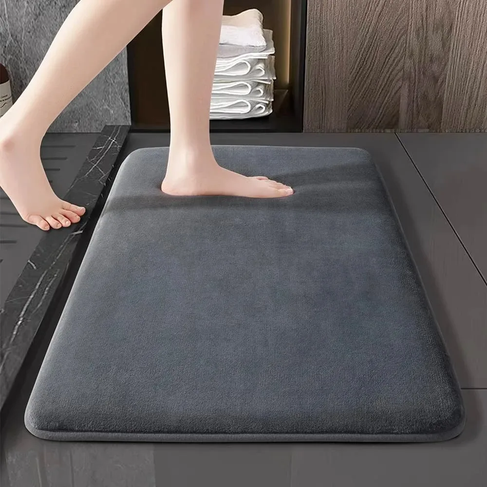 Non-Slip Coral Velvet Bathroom Mat