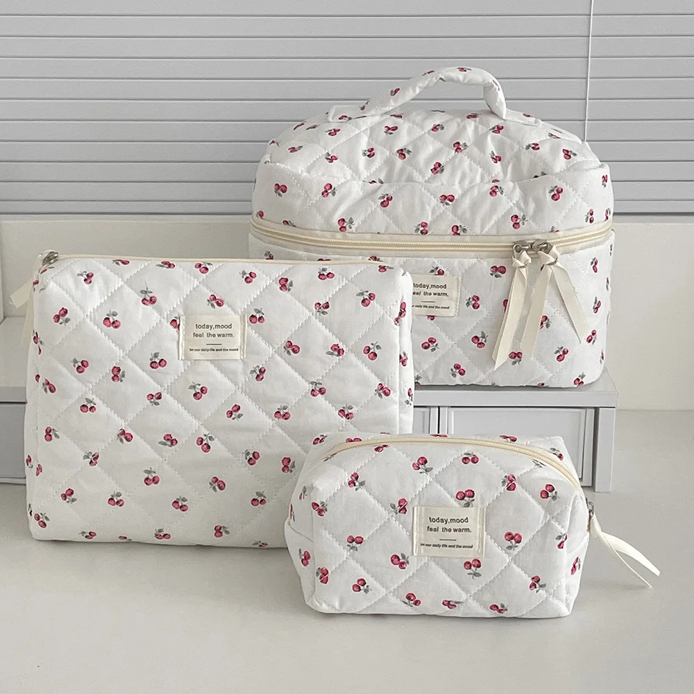 Portable Cherry Tote Makeup Bag